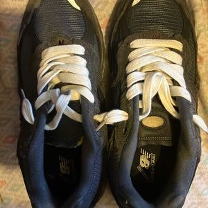 Men shoes never worn